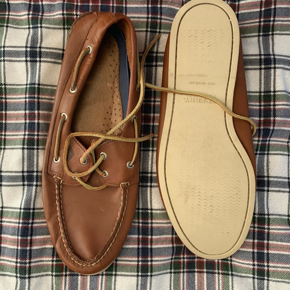 Sperry - Picture 4 of 4